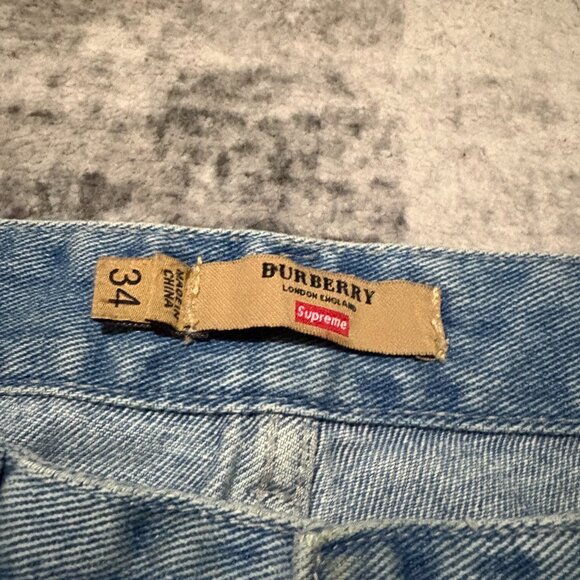 Supreme x Burberry Jeans – Size 34 - Picture 6 of 6